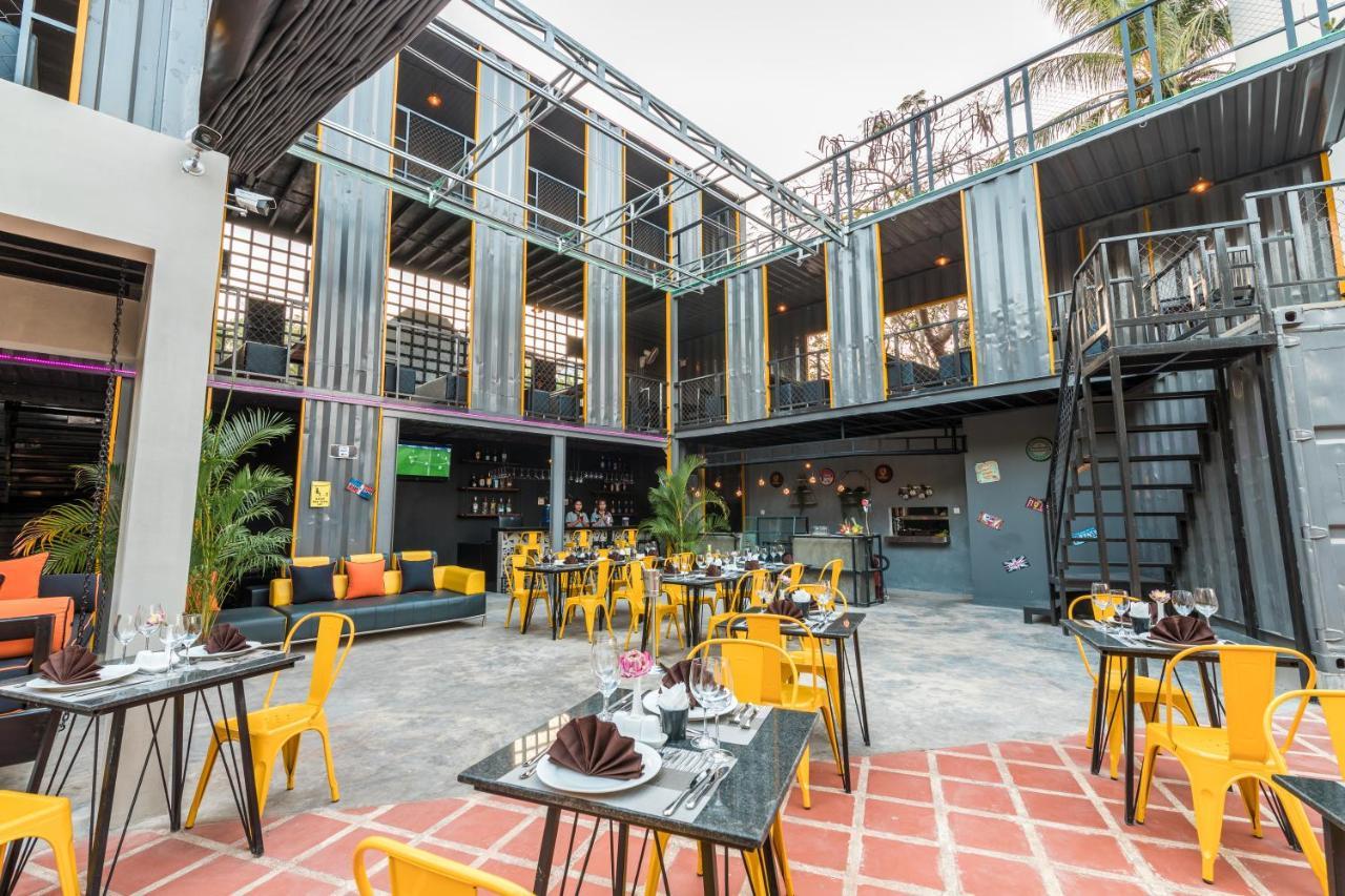 White Rabbit Hostel Sziemreap Kültér fotó