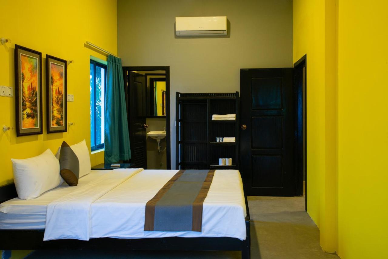 White Rabbit Hostel Sziemreap Kültér fotó
