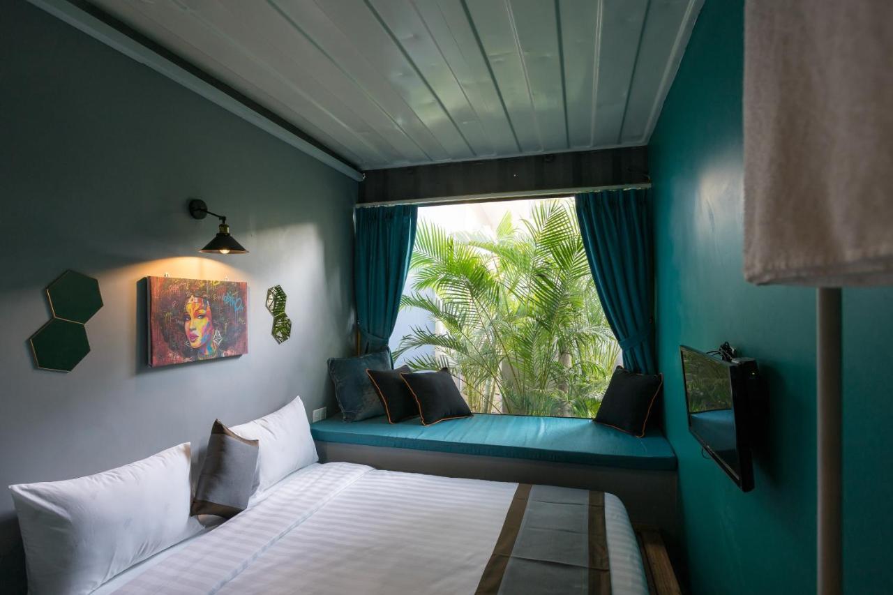 White Rabbit Hostel Sziemreap Kültér fotó